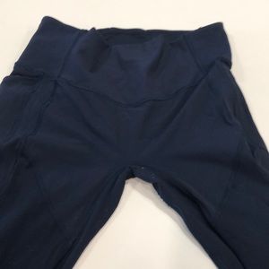 Lululemon navy  workout pants with pockets - worn